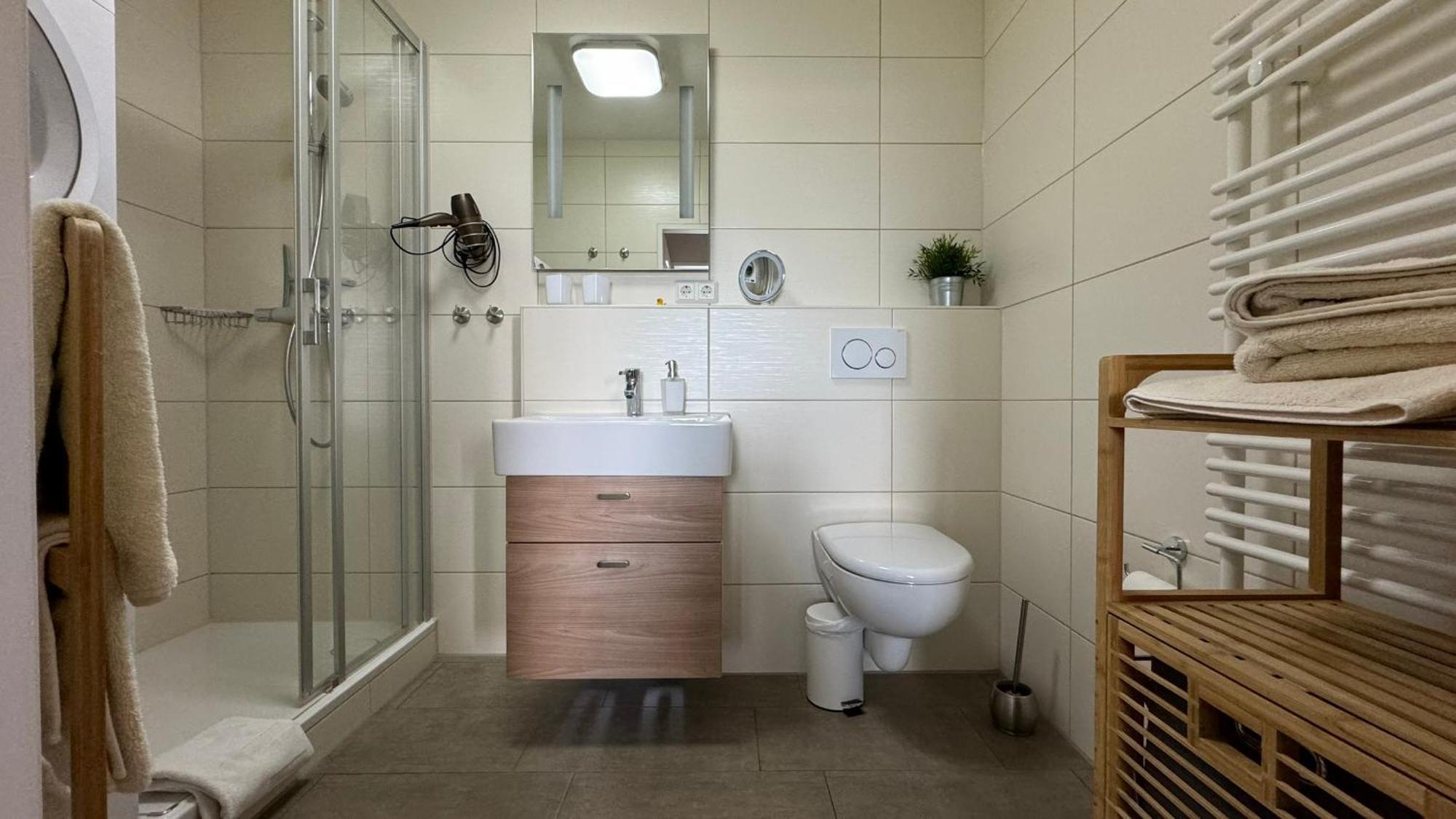 Ferienwohnung Emma Бремерхавен Екстериор снимка